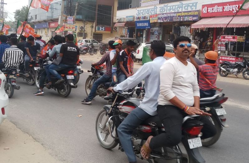 निकाय चुनाव: वोटिंग कल, आखिरी मिनट तक मतदाताओं को रिझाने की कवायद