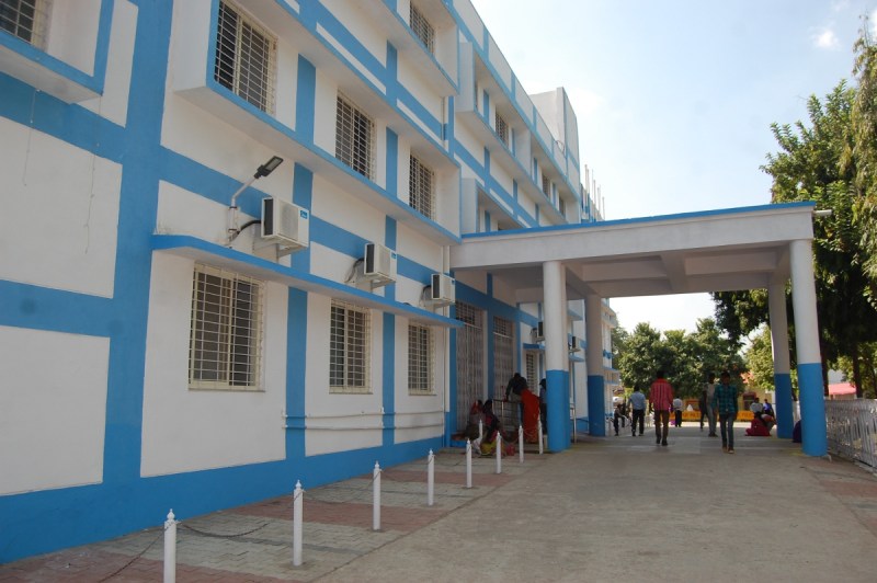 No operator for hospital lift