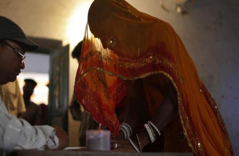 Local body poll: घड़ी में बजे 5, बंद हुए पोलिंग बूथ के गेट
