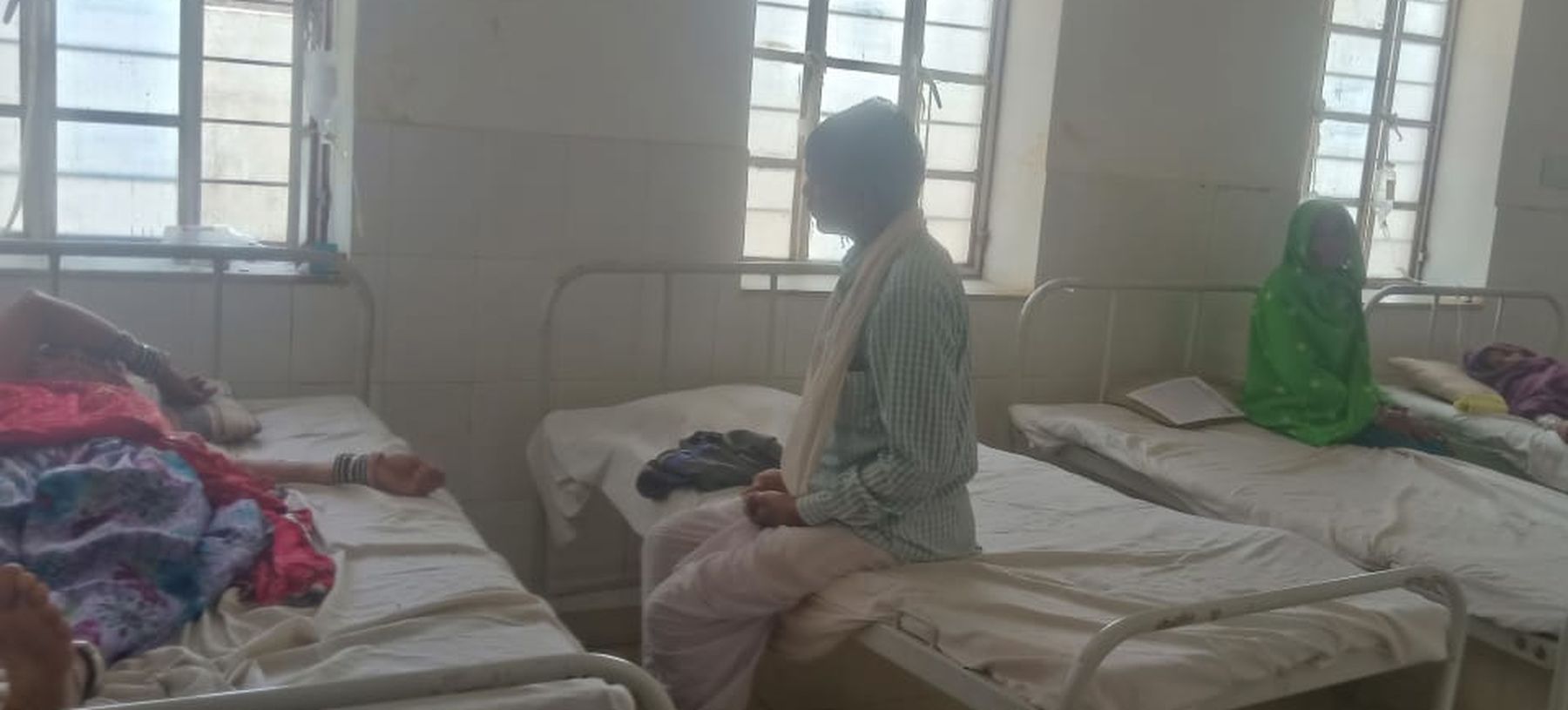 गुजरात सरहद पर बसी जिले की ग्रामीण आबादी से 'सौतेला व्यवहार