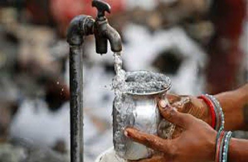 सरकार ने जारी की पानी की रैंकिंग, रायपुर देश में चौथे स्थान पर तो मुंबई का पानी पीने के लिए सबसे बढिय़ा