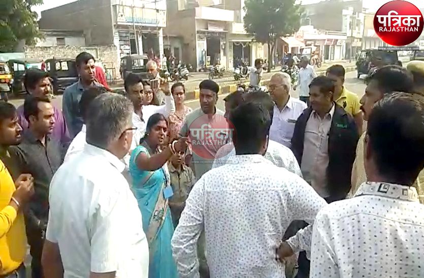 VIDEO : Nikay Chunav : सुमेरपुर में फर्जी मतदान को लेकर हंगामा