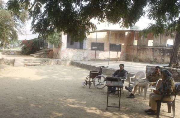 Local body election 2019 : लोकतंत्र के यज्ञ में  मतदाताओं ने कुछ यूं दी आहुति.. देखें तस्वीरें