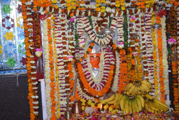 alwar chakrdhari hanuman temple