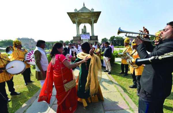 ढूंढाड़ परिषद की ओर से स्टेच्यू सर्किल पर जयपुर का स्थापना दिवस देखे तस्वीरें