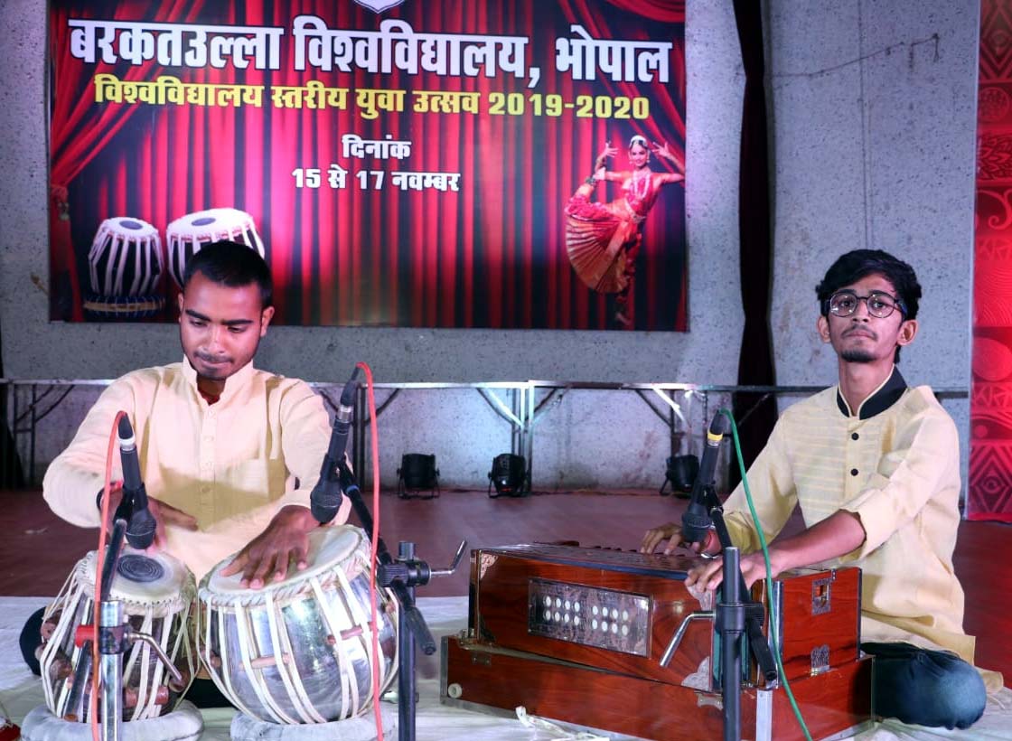 university level youth festival 2019 in BU Bhopal