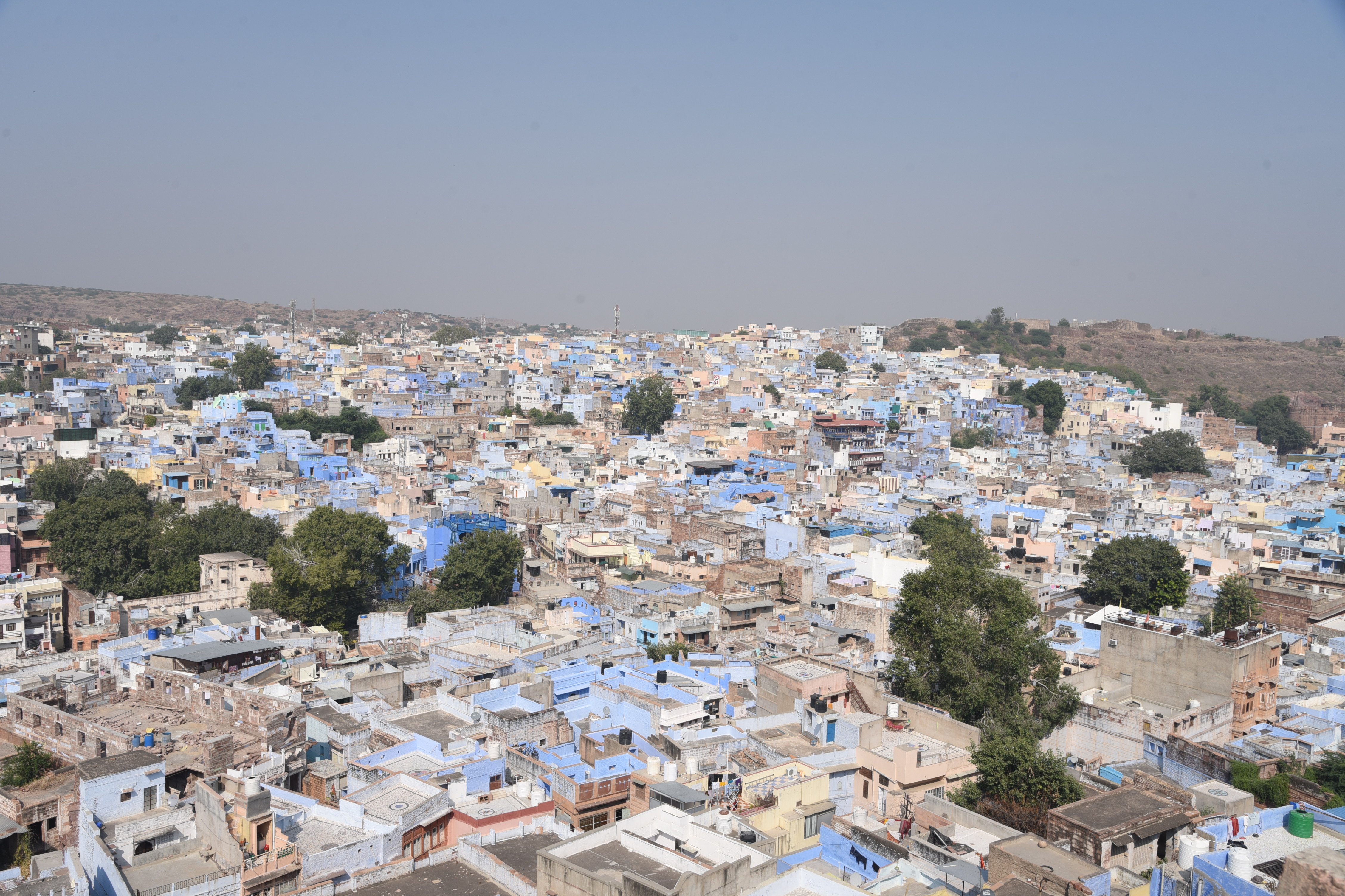 सोशल मीडिया पर अनर्गल टिप्पणी ने पहुंचाया हवालात
