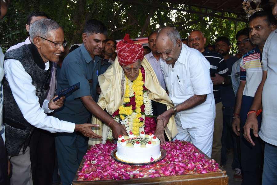 world war 2nd fighter CP joshi celebrated 100th birthday in jodhpur