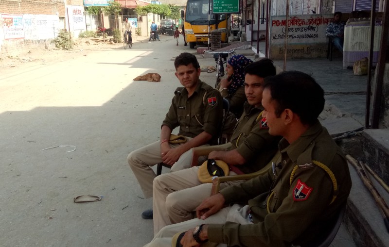 नगर परिषद चुनाव: जीत के जश्न पर पथराव हुआ तनाव