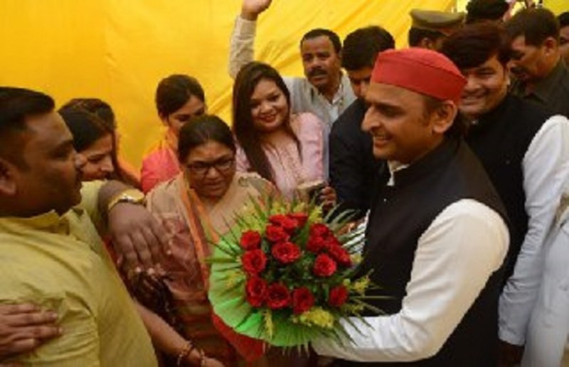 Akhilesh Yadav accuses BJP working for personal gain