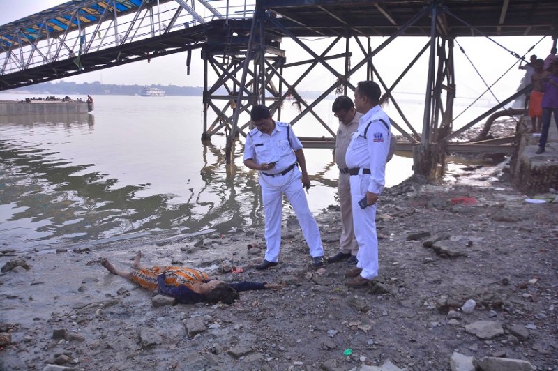 गंगा में डूबने से महिला की मौत