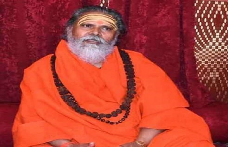 Akhara Parishad president Narendra Giri supported Feroze Khan