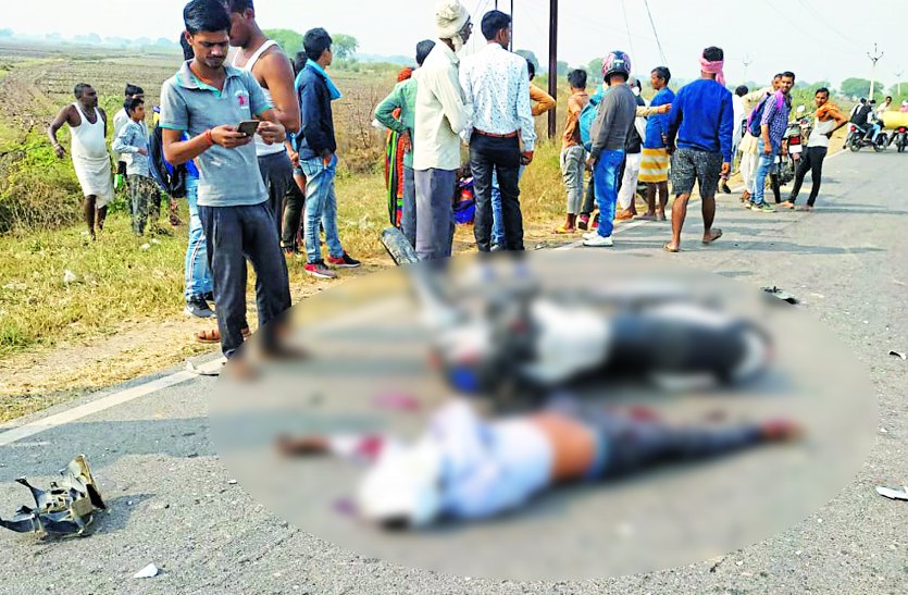 husband dead in road accident in bhind