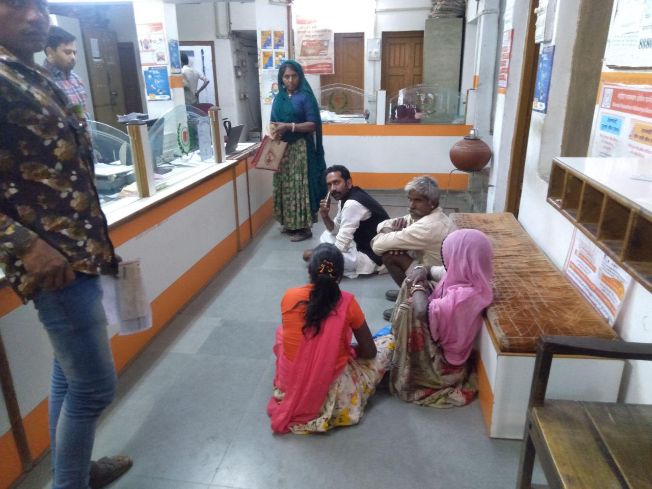 When the pregnant woman sat on the dharna in Bhilwara