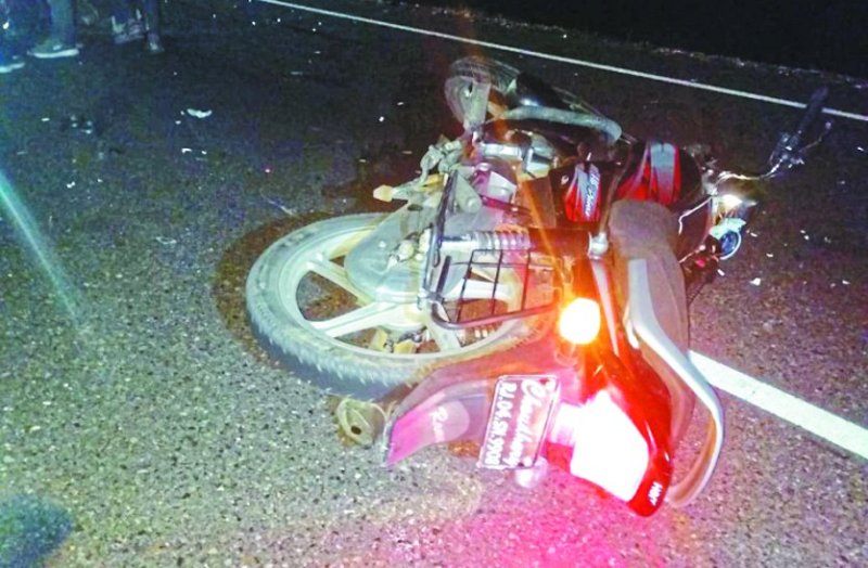 Bike collides with bull, youth dies on spot