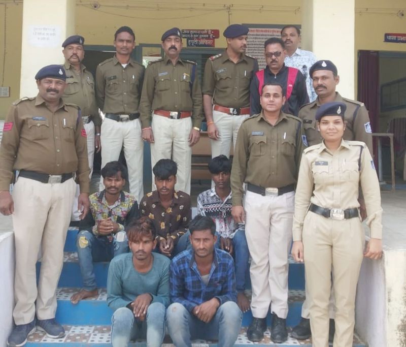 Crime news-robbery planning Five accused arrested