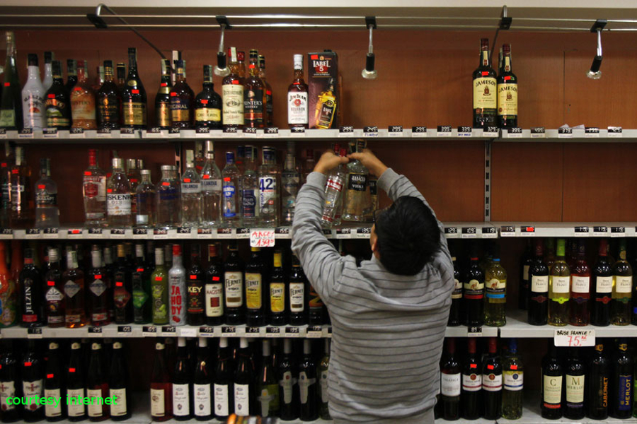 illegal liquor shop branch running near Excise Police Station jodhpur