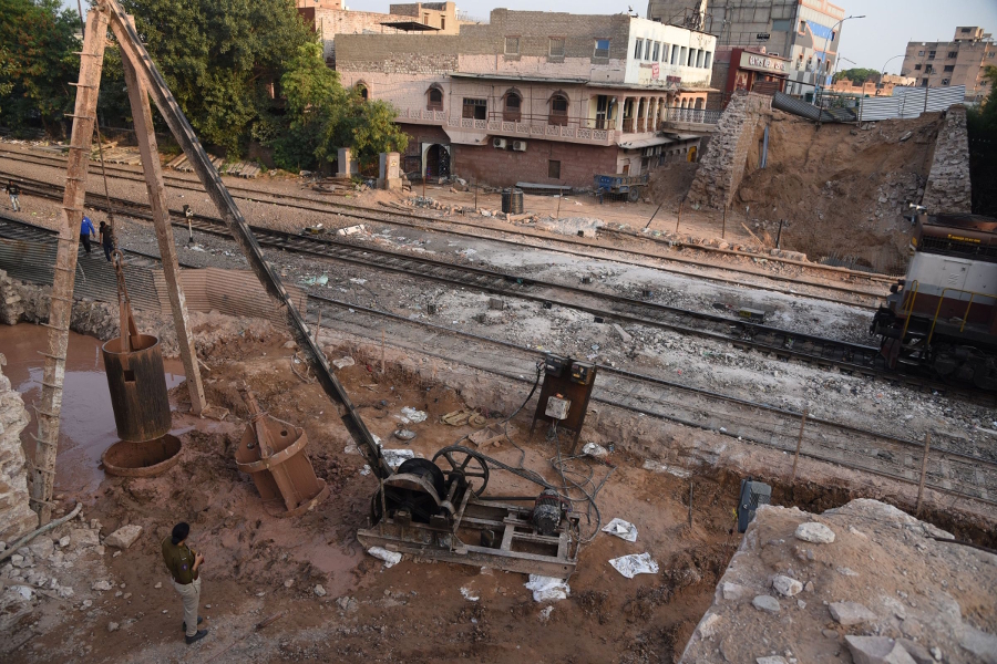 mohanpura puliya over bridge will reconstruct after 6 months
