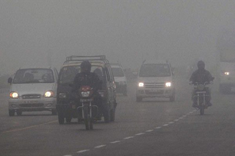 निकालकर तैयार कर लें गर्म कपड़े, जल्द सर्दी पकड़ेगी जोर