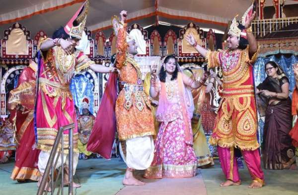 भगवान के जन्म के बाद इंद्रों ने मनाई खुशियां, ऐरावत हाथी के साथ निकला जुलूस