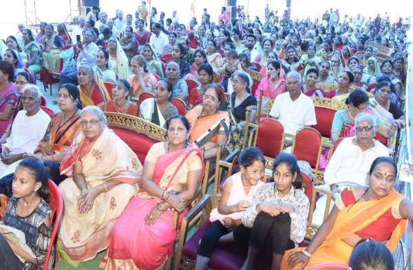 भगवान के जन्म के बाद इंद्रों ने मनाई खुशियां, ऐरावत हाथी के साथ निकला जुलूस