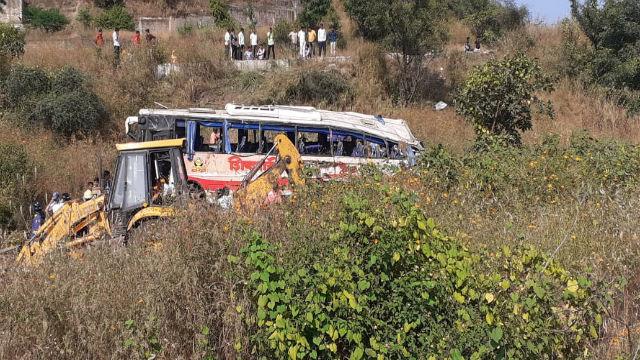 Pakistan bus accident