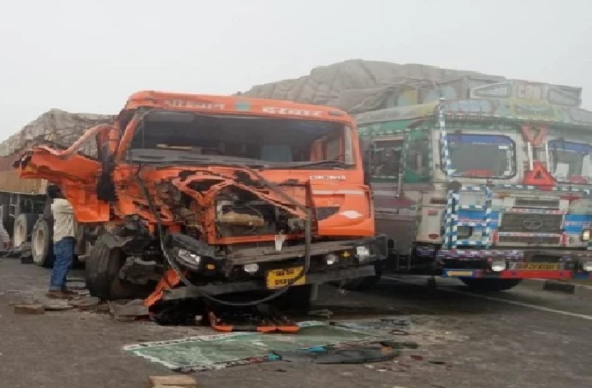 Road accident in Sant kabir nagar