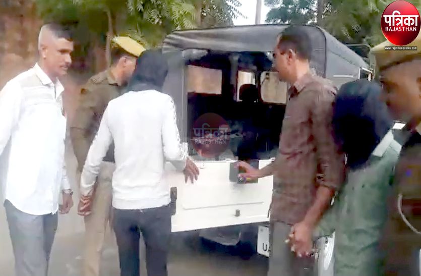 VIDEO : पुलिस ने चेन लूट के दो आरोपियों को पकड़ा, कबूली कई वारदातें, एक आरोपी अब भी फरार