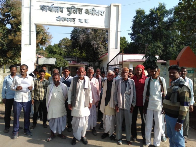 दो माह से खराब पड़ी डीपी, नहीं हो पा रही सिंचाई, किसान परेशान