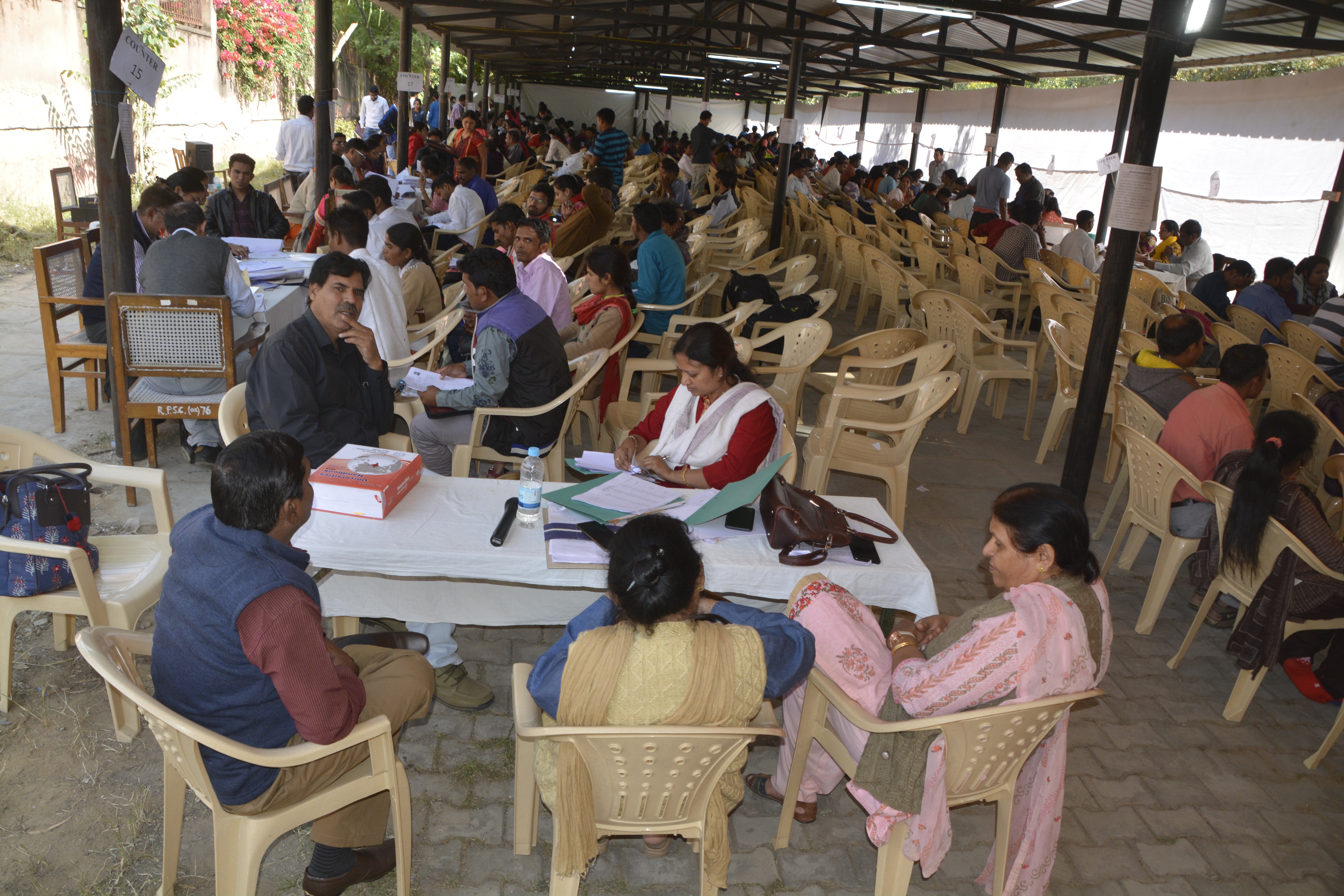 RPSC: डॉक्यूमेंट्स की जांच के लिए पहुंचने लगे अभ्यर्थी