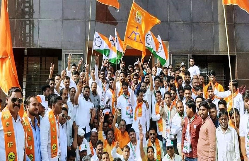 Maharashtra Politics Live : सत्ता फिसलने के बाद भाजपा में मंथन से पहले कैसे घमासान मचा!