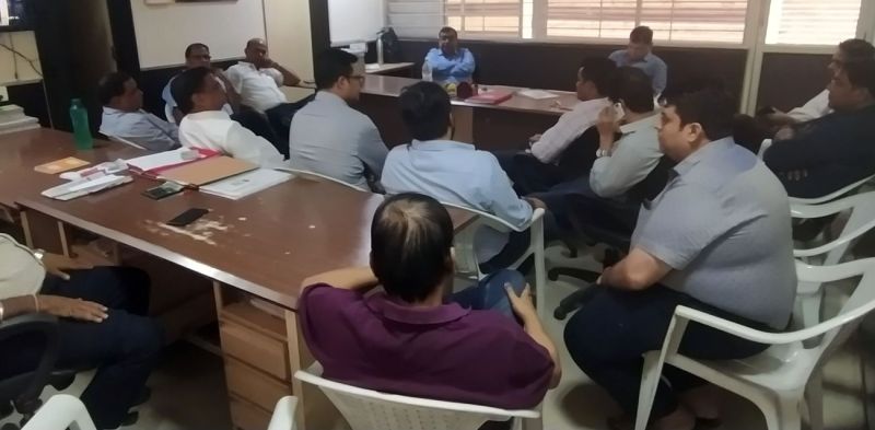 MARKET NEWS: एक बार फिर लामबंद रघुकुल मार्केट के व्यापारी