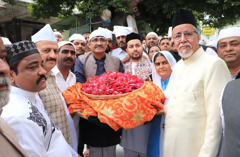 Waqf Board Chairman-विवादित सम्पत्ति का वार्ता से निकाला जाएगा हल