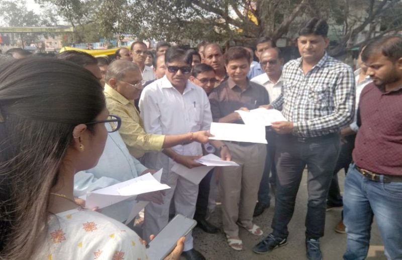 भारतीय संस्कृति में मांसाहार निषेध और ये कह रहे बच्चों को अंडे परोसो