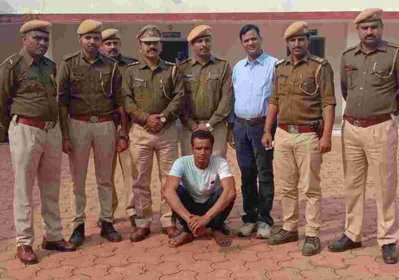 महिला की हत्याकर हरियाणा में जा छुपा था इनामी आरोपी बबलू, पुलिस ने किया गिरफ्तार