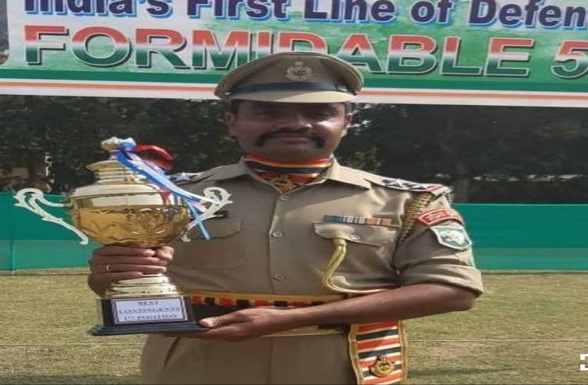 First prize for parade performance to MS Rathore of Borunda