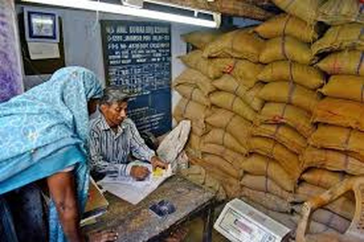 गोराणा व गोदाणा के राशन डीलर का प्राधिकार पत्र निलंबित