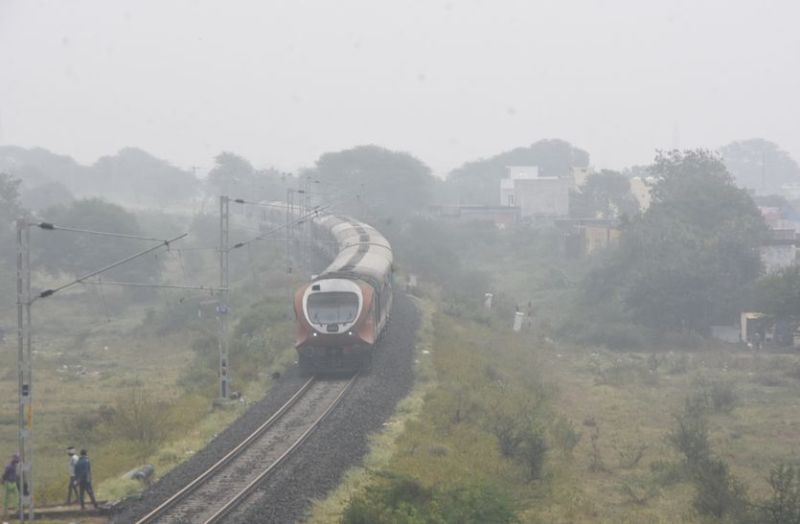 due to fog train cancel