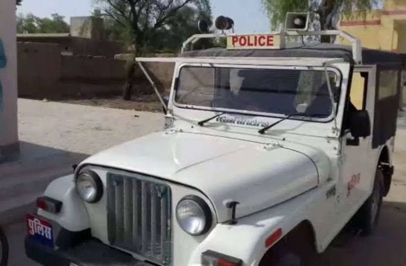 पुलिस जीपों पर पथराव मामले में चार आरोपी दबोचे