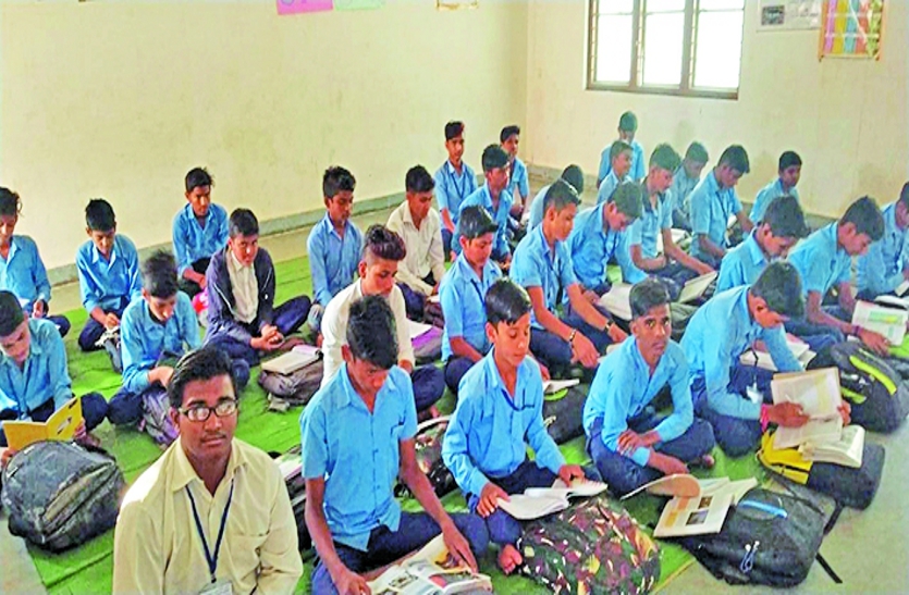 स्कूल शिक्षा विभाग ने ली फर्नीचर विहीन शालाओं की सुध, विद्यार्थियों को मिलेगी सुविधा