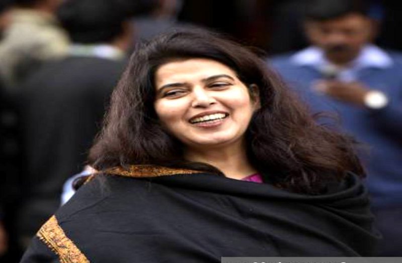 फ्लैश बैक: छात्र राजनीति करने वाली सरोज ने एक झटके में ढहा दिया था दुर्ग में कांग्रेस का किला, पढि़ए पहली महिला महापौर की जीत का सफर