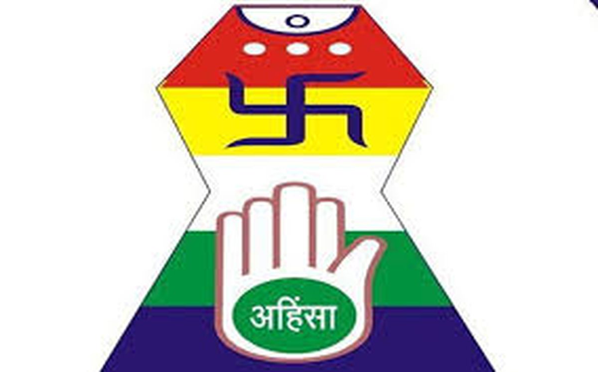 दिगम्बर और श्वेताम्बर परंपरा से जुड़े संतों का हुआ मिलन