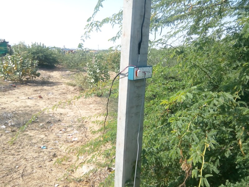 Illegal connection in cabin, electricity theft game running