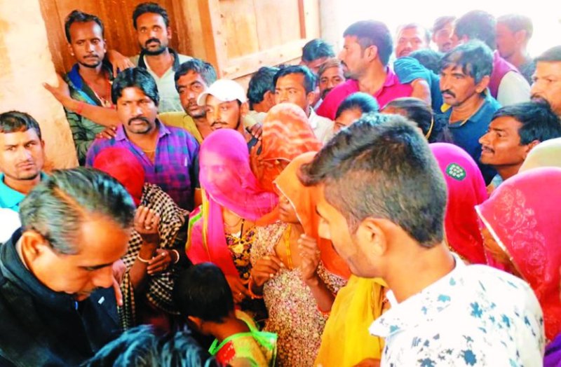 Women troubled by drinking water shortage protests