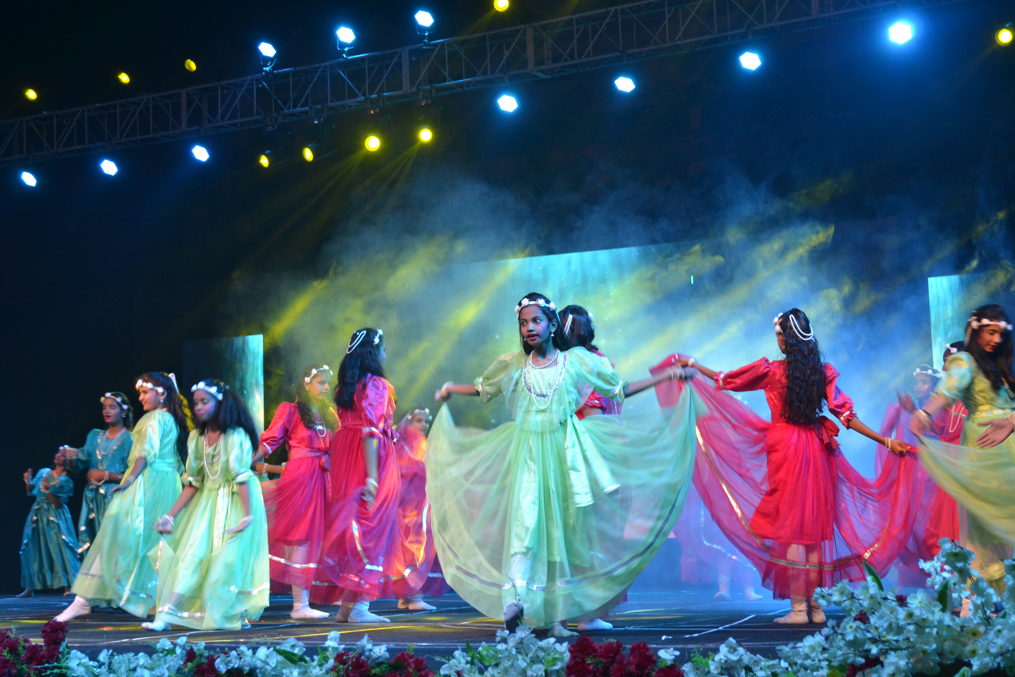 Annual Festival : वार्षिकोत्सव में छात्रों ने दी रंगारंग प्रस्तुति