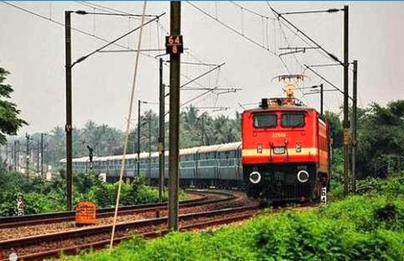 ट्रेन के एसी कोच से यात्री का सामान चोरी, अब रेलवे को चुकाना होंगे इतने लाख रुपए