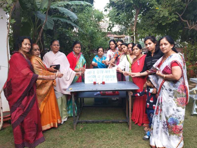 हर ओर आक्रोश, प्रियंका को श्रद्धांजलि