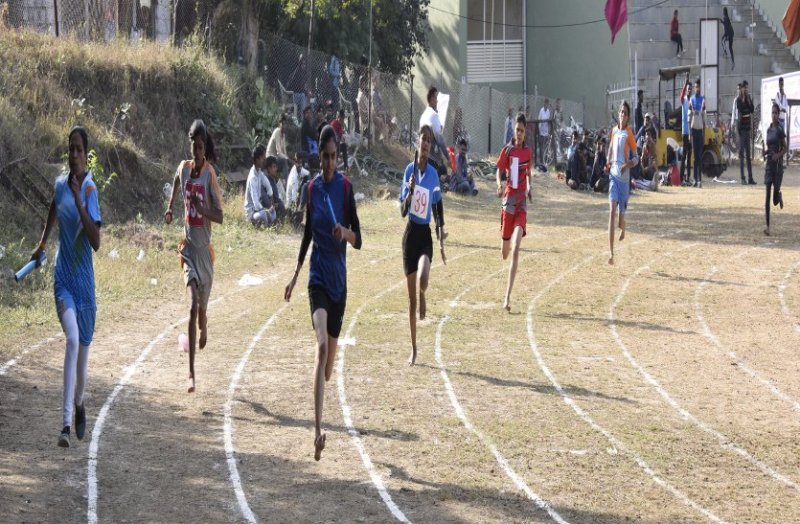 महिला वर्ग में गल्र्स कॉलेज, पुरुष वर्ग में पीजी दमोह रहा चैंपियन