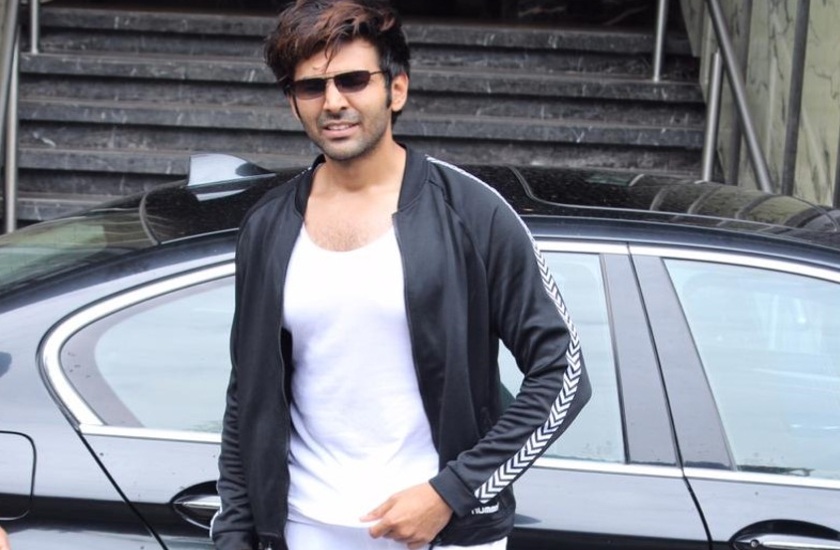 कार्तिक आर्यन ने टिक टॅाक पर किया धमाकेदार डेब्यू, पहली वीडियो ऐसी, जिसे देख हैरान रह गए फैंस