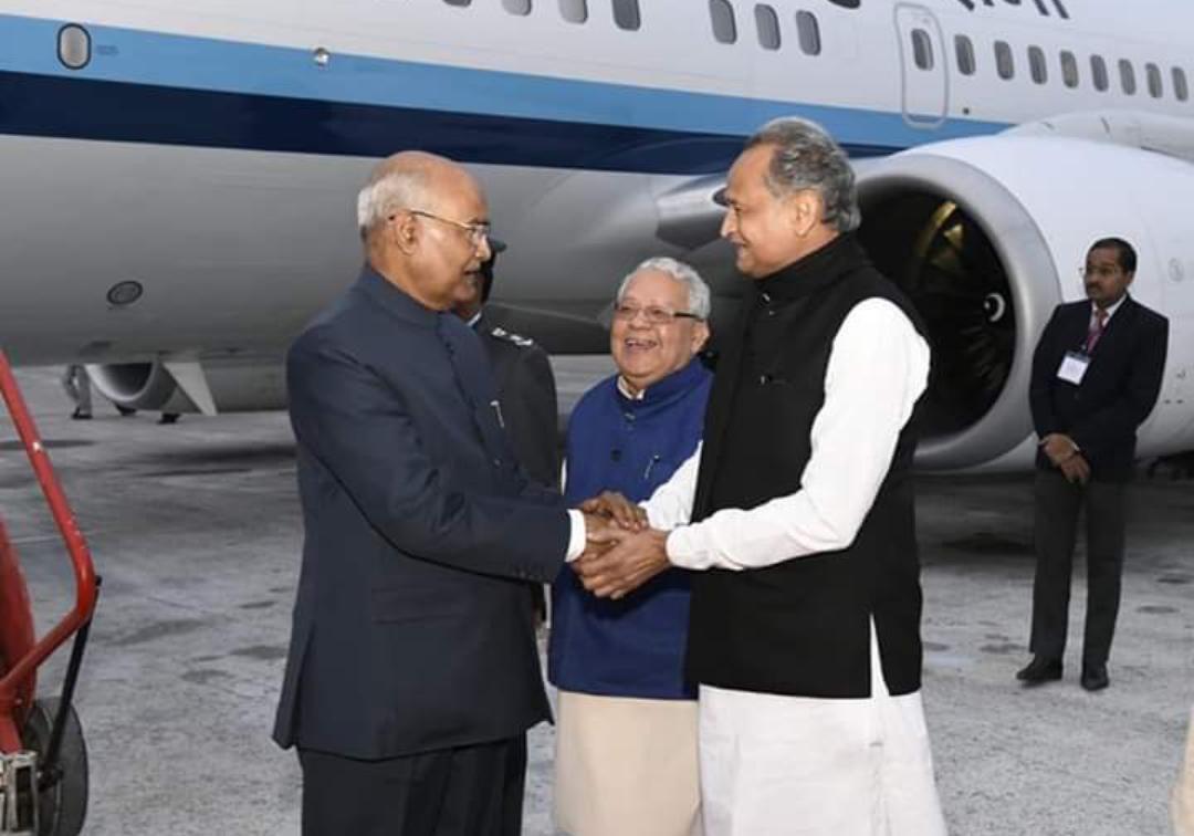 governor kalraj mishra and CM ashok gehlot welcome president kovind